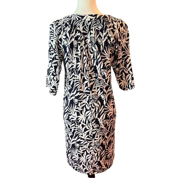 Lilly Pulitzer Cath 3/4 Sleeve Dress in the Aegean Navy Beach Path print SZ M - Picture 4 of 6